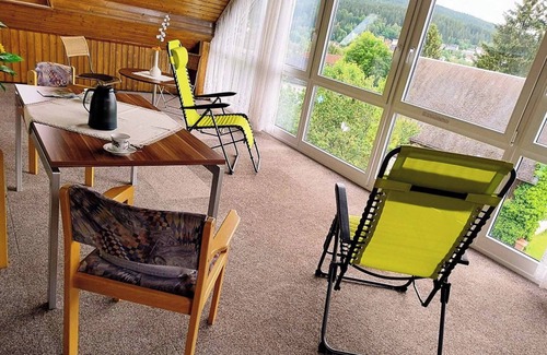 Bischofsgruen Appartement | Cozy vacation apartment (65m2) with conservatory and free WiFi