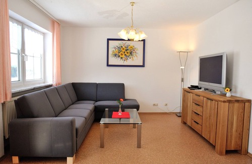 Riedenburg Appartement | Cozy vacation apartment (70sqm) on the first floor on a farm