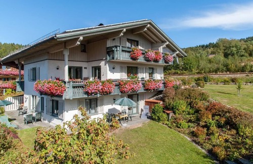 Silberberg Appartement | Cozy vacation apartment Sebastian with terrace