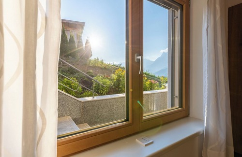 Inzing Appartement | Cozy vacation apartment with unobstructed views of the surrounding mountains