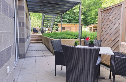 Alf Appartement | Cozy vacation apartment located on the Middle Moselle. Pet friendly!
