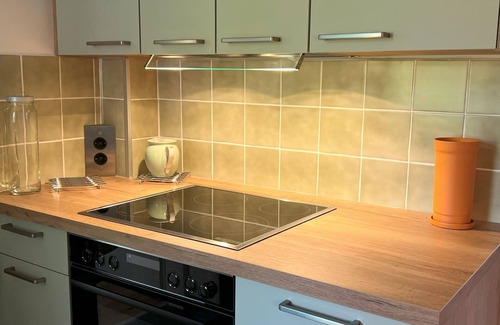Hautzendorf Appartement | Cozy vacation home (100sqm) with large garden