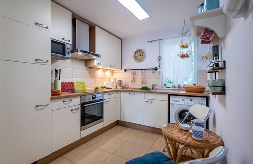 Juliusruh Maison | Cozy vacation home with Finnish sauna and terrace, 500 m to the beach