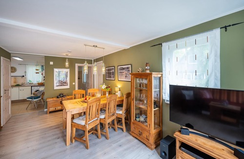 Juliusruh Maison | Cozy vacation home with Finnish sauna and terrace, 500 m to the beach