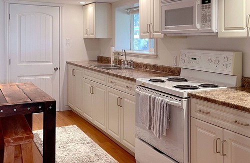Ladysmith Appartement | Cozy Vancouver Island suite w/ private patio! Great for couples/ small families!