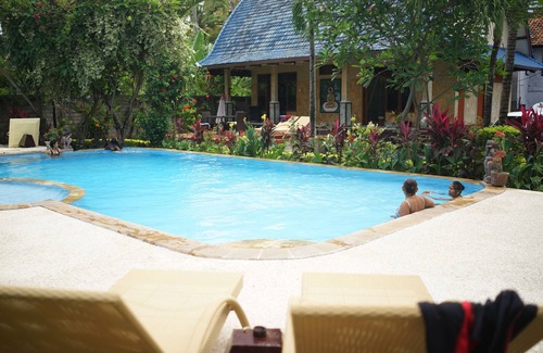 Anturan Villa | Villa confortable idéalement située dans la ville de Lovina près de la plage