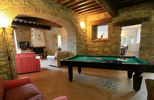 Radicondoli Villa | Villa confortable (jusqu'à 36 personnes) 13 chambres / 12 salles de bains en Toscane