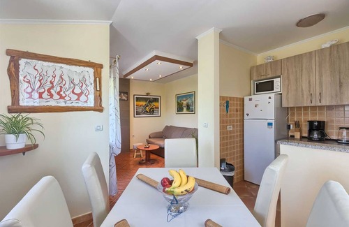 Gologoricki Dol Villa | Villa confortable avec piscine en pleine nature
