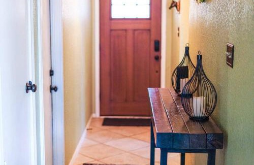Copperfield Maison | Cozy Walnut Creek Home in Austin