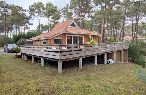 Le Porge Chalet De Ski | Chalet naturiste confortable en bord de mer. Décontratez-vous. Bien-être au rdv.