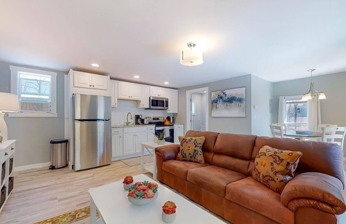 East Durham Maison | Cozy Waterfall Home | Close to All Mountains/Hikes
