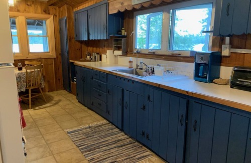 Gray Cabine | Cozy Waterfront Cabin on Little Sebago W/ Paddleboards, Kayaks, Canoe, Fire-pit