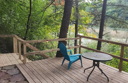 Olcott Cottage | Cozy Waterfront Cottage with Private Dock and Lake Access