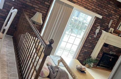 Toms River Maison | Cozy waterfront home away from home! 7 mins to Jersey shore beaches & boardwalk
