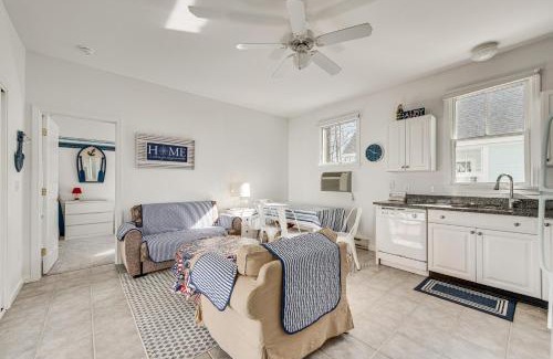 Ogunquit - Wells Maison | Cozy Wells Cottage with Pool Access 1 Mi to Beach!