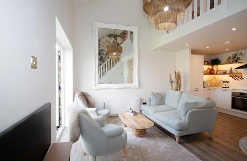 Wetherby Maison | Cozy Wetherby Retreat