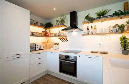 Wetherby Maison | Cozy Wetherby Retreat