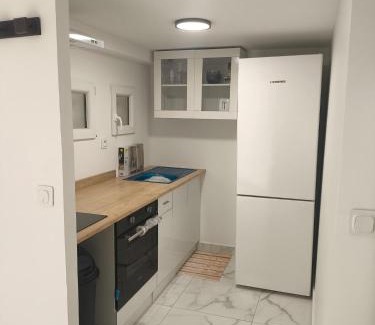 Le-Plessis-Trevise Appartement | Cozy with garden near Disney