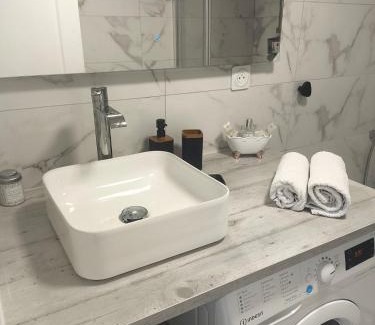 Le-Plessis-Trevise Appartement | Cozy with garden near Disney