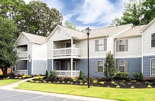 Stockbridge Appartement | Cozy1 BR Get Away, 4/20 friendly, 15min frm Airport