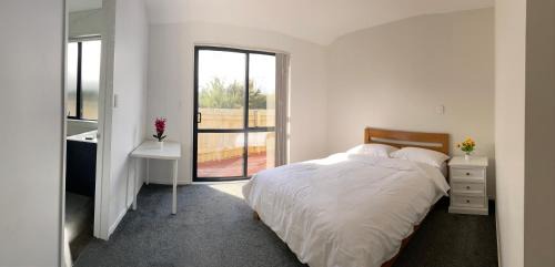 Auckland Maison | CozyNest4-private entrance and bath