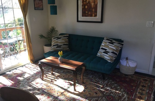 Redwood Heights Appartement | CozyOaks Studio - Charming cottage in woodsy Oakland with WiFi access