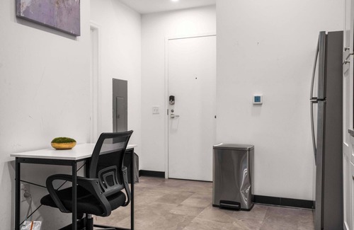 Cultural District Appartement | CozySuites Chic 1BR in Downtown Pitts #6