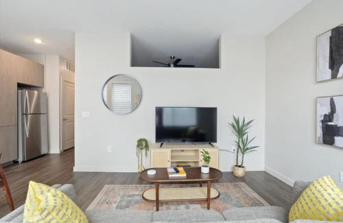Lower Lawrenceville Appartement | CozySuites Modern 1BR, Lawrenceville