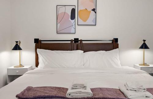Warehouse District Appartement | CozySuites NLG - Modern 2BR condo #15