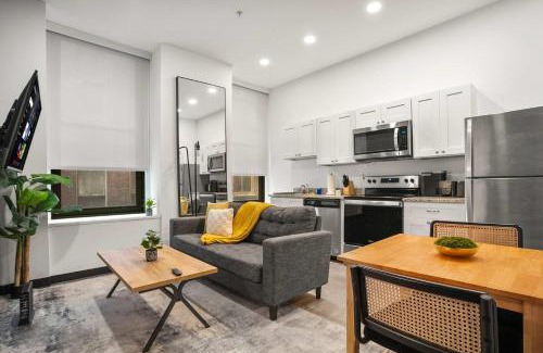 Cultural District Appartement | CozySuites Stunning 1BR in Downtown Pitts #9