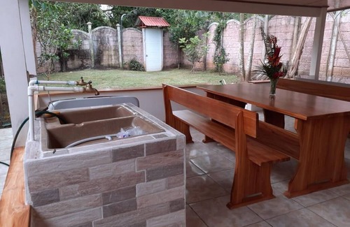 Savegre Maison | Tropical Bee Garden Holiday Houses