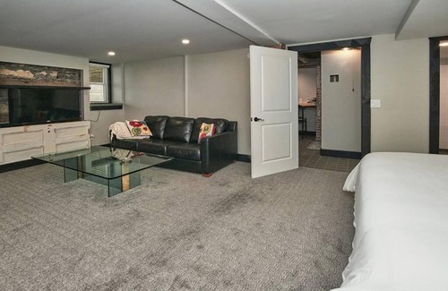 Chester Appartement | Craftsman Hideaway at the 1841 Farmhouse