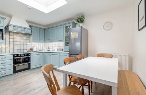 Crail Chalet De Ski | Crail Town House