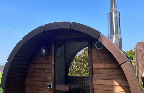 Cramond Maison | Cramond House - Sauna and Cold Plunge included. 5 minutes to the beach
