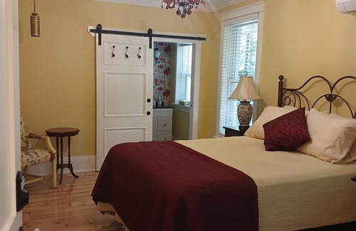 Bala Lit Et Petit-Déjeuner | Cranberry Moon Inn B&B