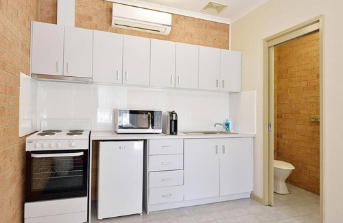 Cranbourne Hôtel | Cranbourne Motor Inn