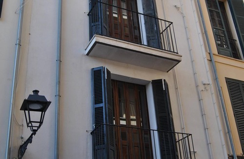 Old Town Appartement | Cream homes La Rambla 3rd Floor, TOURISME INTÉRIEUR Hébergement