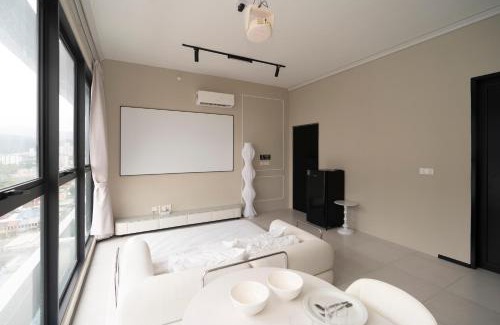 George Town Appartement | Creamy French at Urban Suite