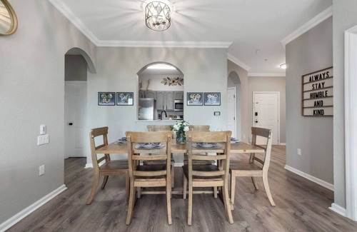 Windsor Hills Copropriété | Create Magic, steps away from Pool & Waterpark. 2 miles to Disney