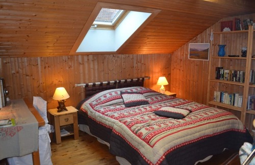 Thones Lit Et Petit-Déjeuner | Created in an old mill, 5 minutes from the town center and access to the via ferrata