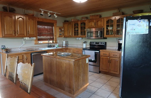 New Castle Cabine | Creekfront Family-friendly Cabin in Blue Ridge Mountains