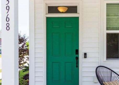 North Charleston Maison | Creekside Bungalow - 4 mi to downtown Charleston