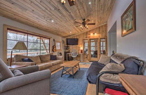 Pinehurst Maison | Creekside Cabin 8 Mi to Kings Canyon National Park
