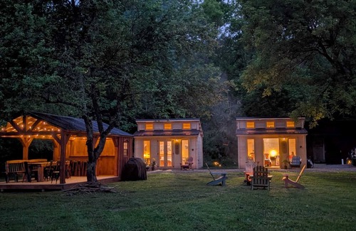 Cuba Cabine | Creekside Cabins - Comet