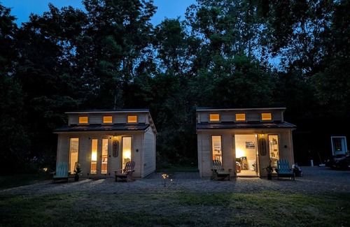 Cuba Cabine | Creekside Cabins - Comet