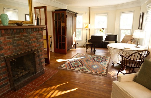 Leonardsville Maison | Creekside House at Horned Dorset Artists' Colony