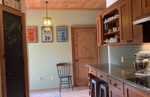 Hartwick Maison | CREEKSIDE RETREAT 5 miles from Cooperstown, NY.
