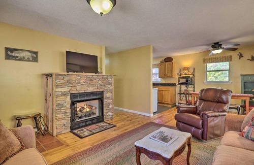 Mars Hill Maison | Creekside Retreat with Deck, 18 Miles to Wolf Ridge