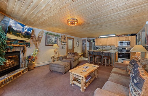 Fall River Estates Copropriété | Creekside Suite 07 (NO HT)