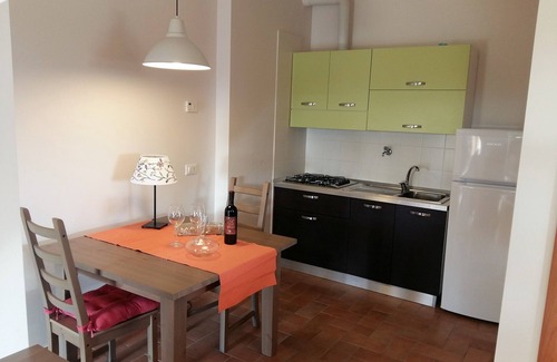Francavilla d'Ete Appartement | Appartement CREPUSCOLO dans ferme avec piscine, dans les collines des Marches